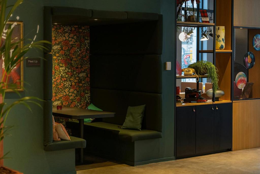 Moxy Glasgow Merchant City - Resim 14