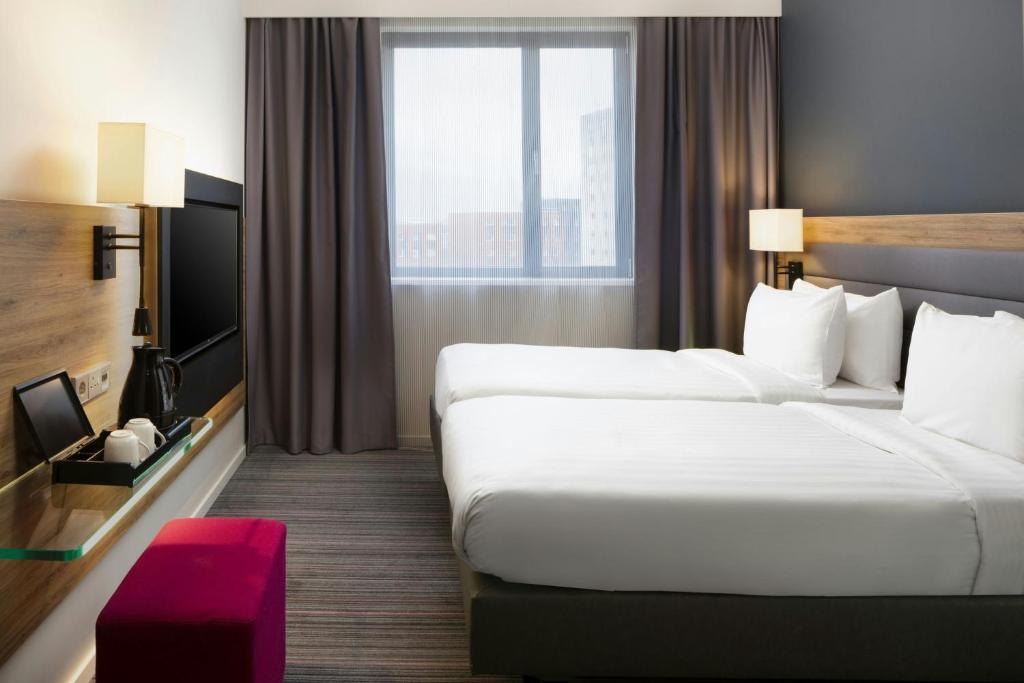 Moxy Glasgow Merchant City - Resim 30