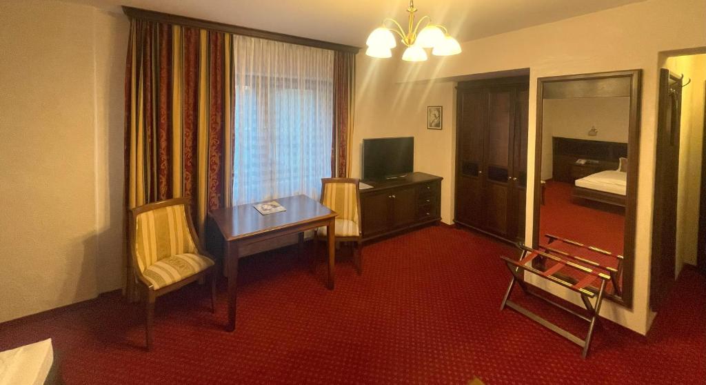 Hotel & Restaurant Batzenhäusl - 2