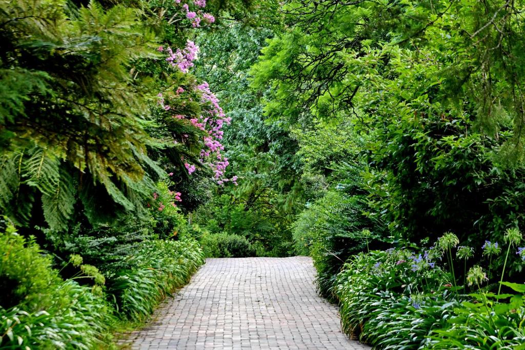Giardino di Champagne Castle Hotel