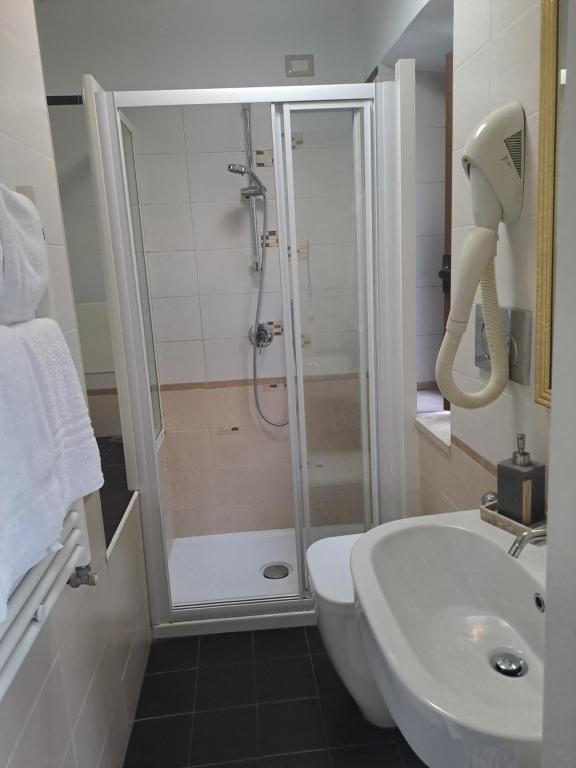 Kúpeľňa v ubytovaní Monolocale Scavi Romani