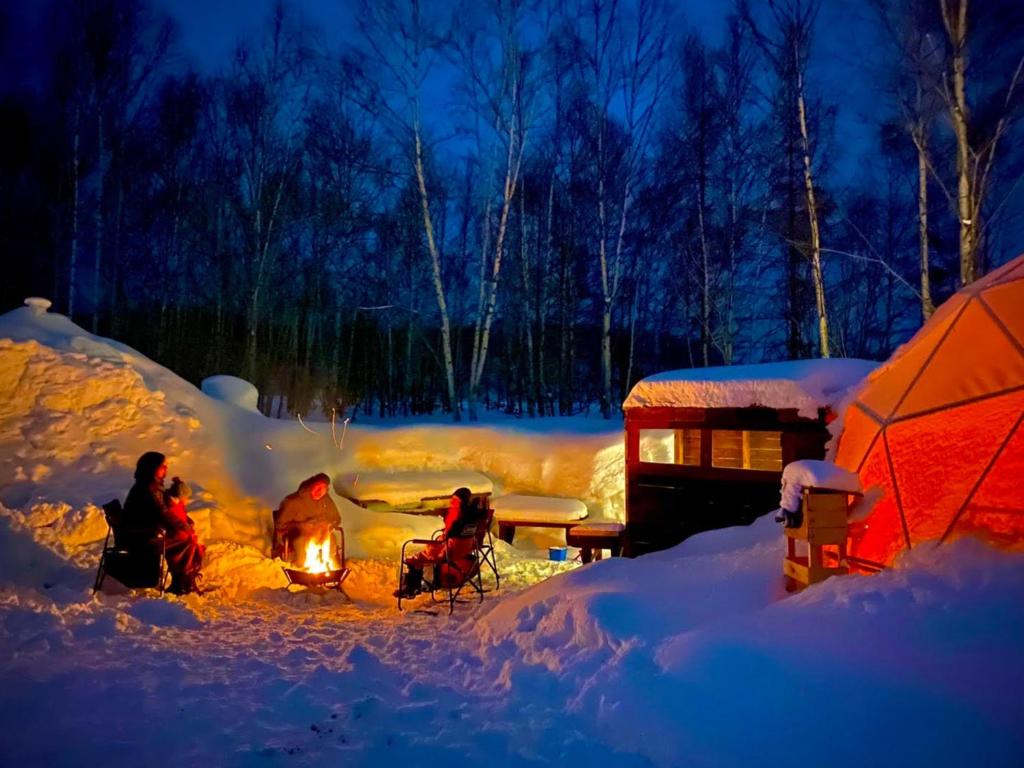 焚き火キャンプ場 Hokkaido Glamping - TAKIBI v zimě