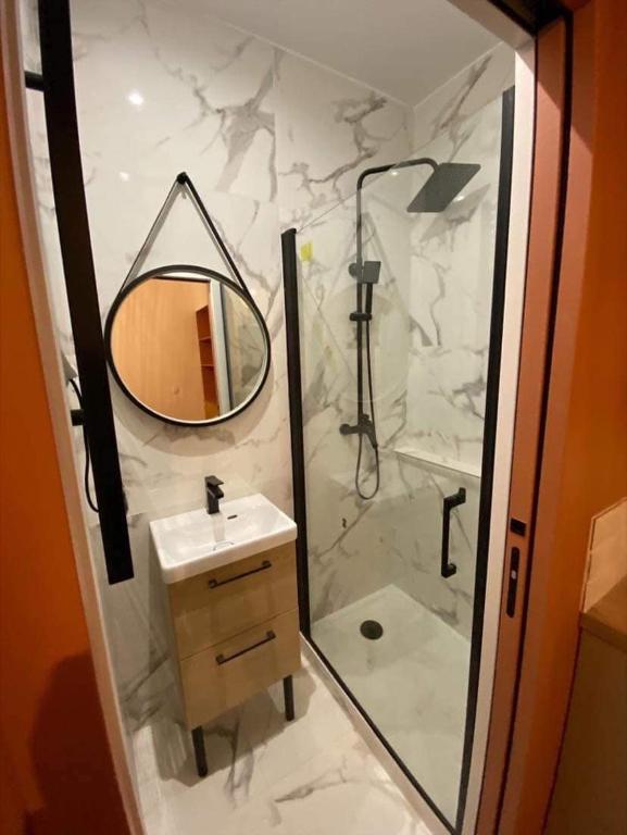 Photo de la galerie de l'établissement Studio cosy Montmartre, à Paris