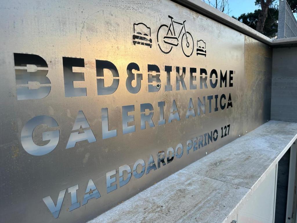 a sign for a bicycleimmune gaetena antica at Bed&BikeRome GALERIA ANTICA in Santa Maria di Galeria