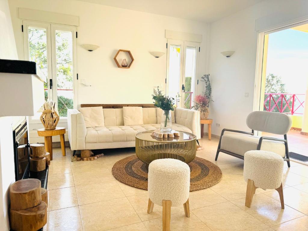 Posedenie v ubytovaní Spacious villa in Altea Hills