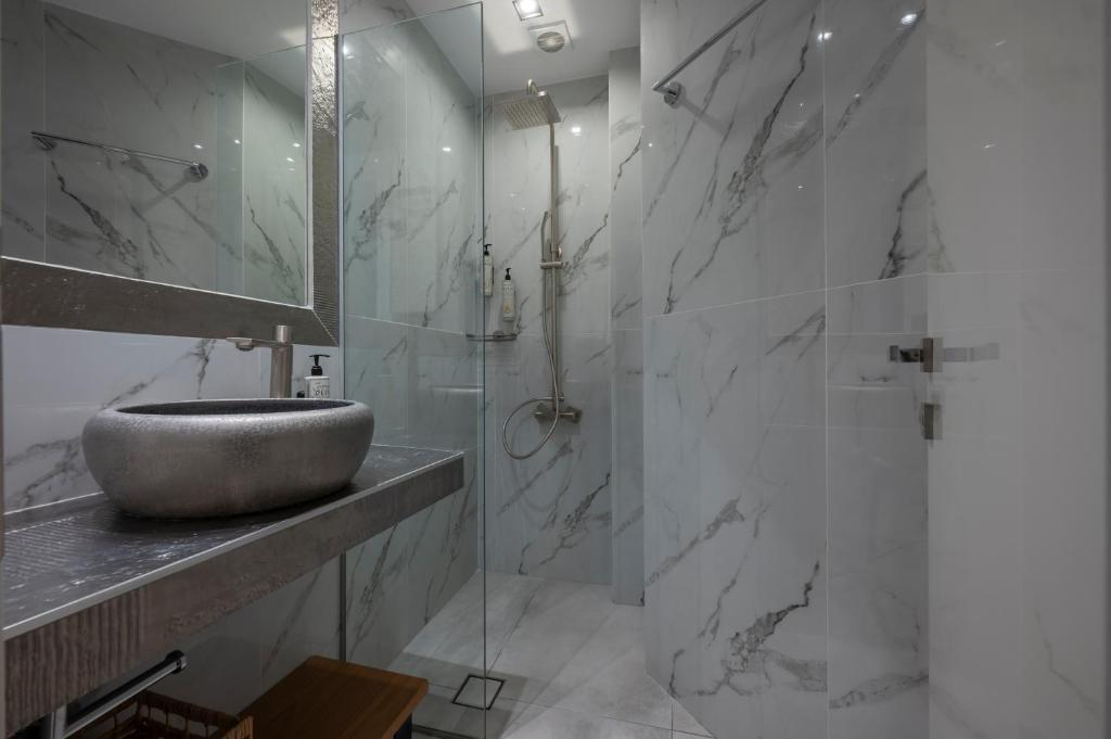 Galleries Elegant Suites - 7