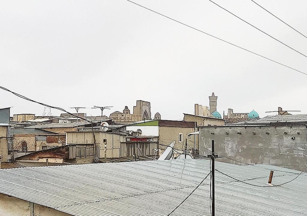 Otelden çekilmiş Buhara şehrinin genel bir manzarası veya şehir manzarası