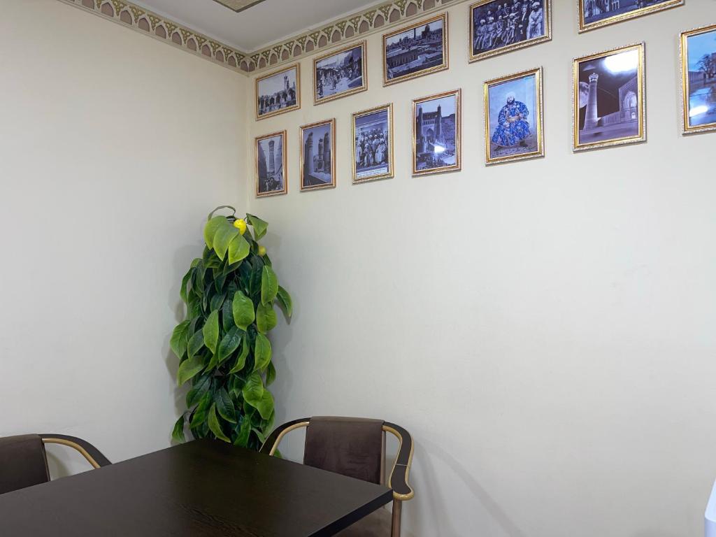 Buhara şehrindeki FAXRIDDIN OLD TOWN Hotel tesisine ait fotoğraf galerisinden bir görsel