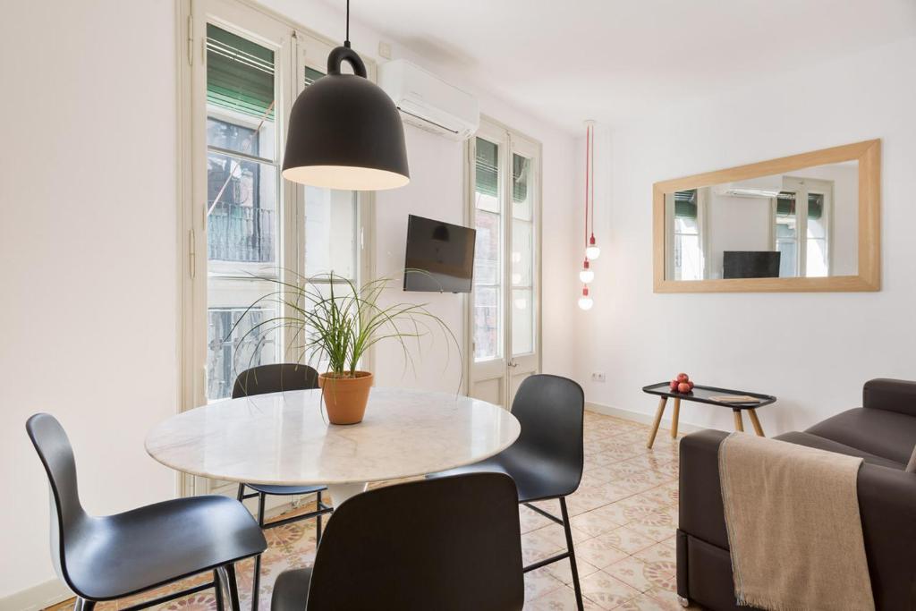 Ola Living Santa Anna - Housity