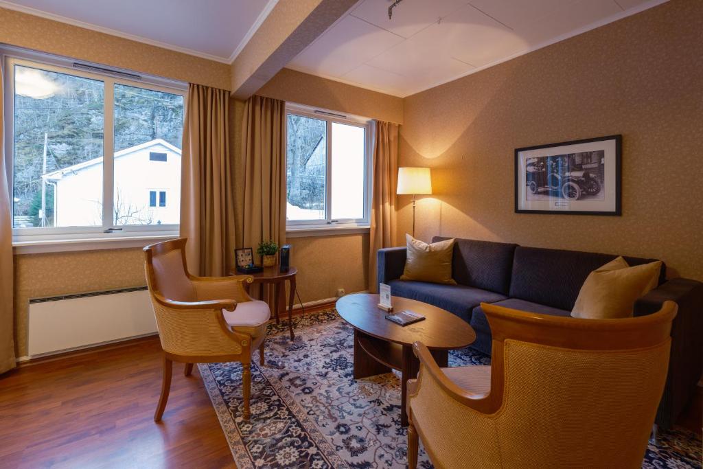 Posezení v ubytování Hotel Utsikten - by Classic Norway Hotels