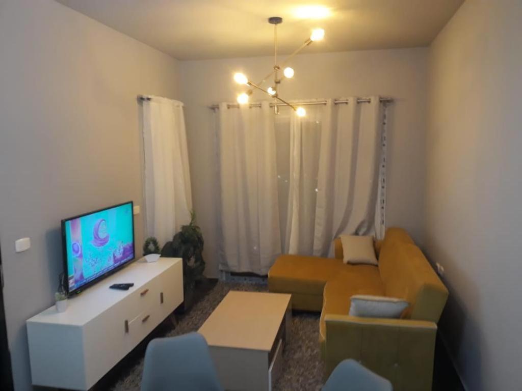 TV a/nebo společenská místnost v ubytování Golden Rent Porto Sharm
