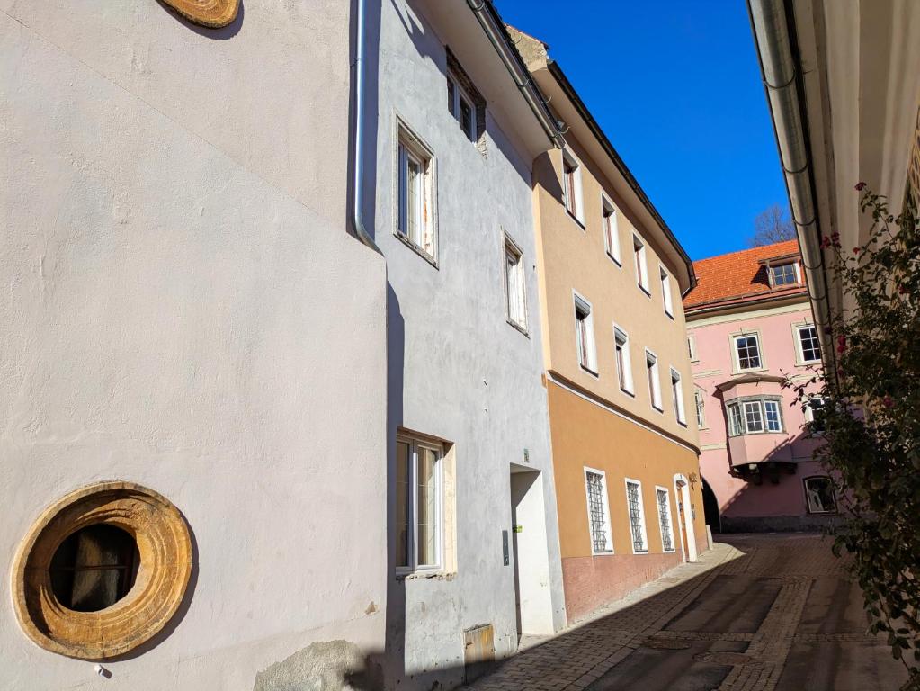 Budova, kde se apartmán nachází