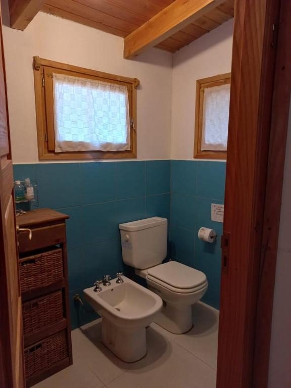 Cabaña La Confluencia, a metros del Río Quemquemtreu y del Río Azul