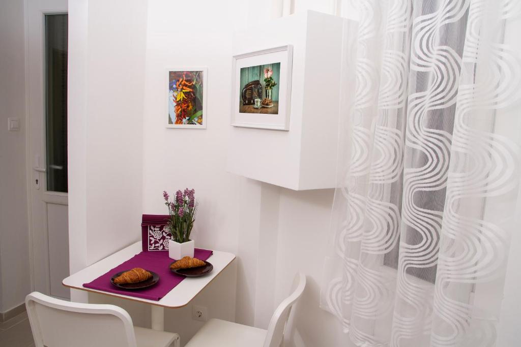 Posedenie v ubytovaní Lovag Apartman