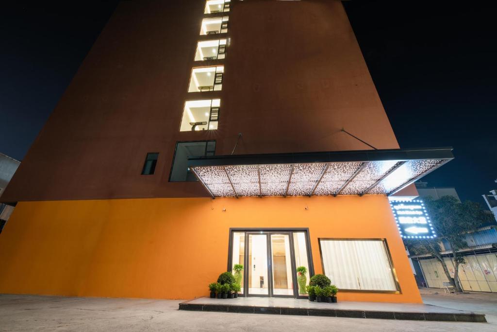 Gallery image of 新骏龙酒店 in Phumĭ Bavĕt (2)