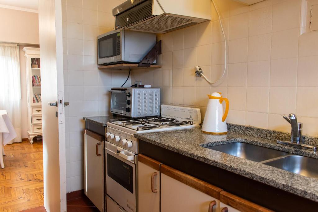Una cocina o kitchenette en Relax Tango BA - San Telmo