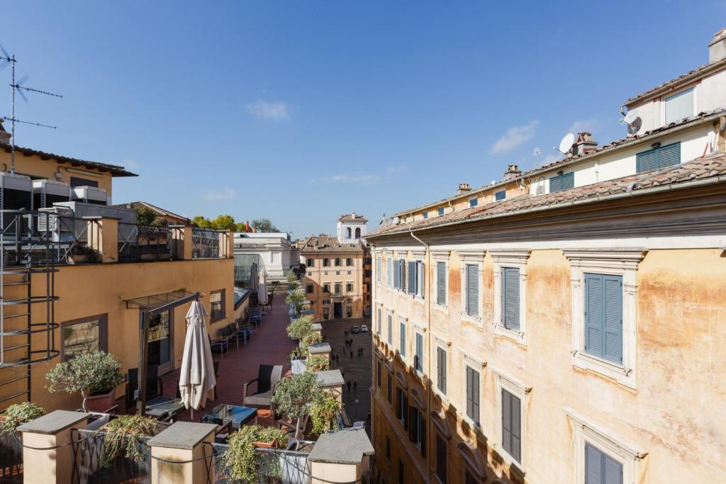 Фотография из галереи Trevi Charming Penthouse в Риме