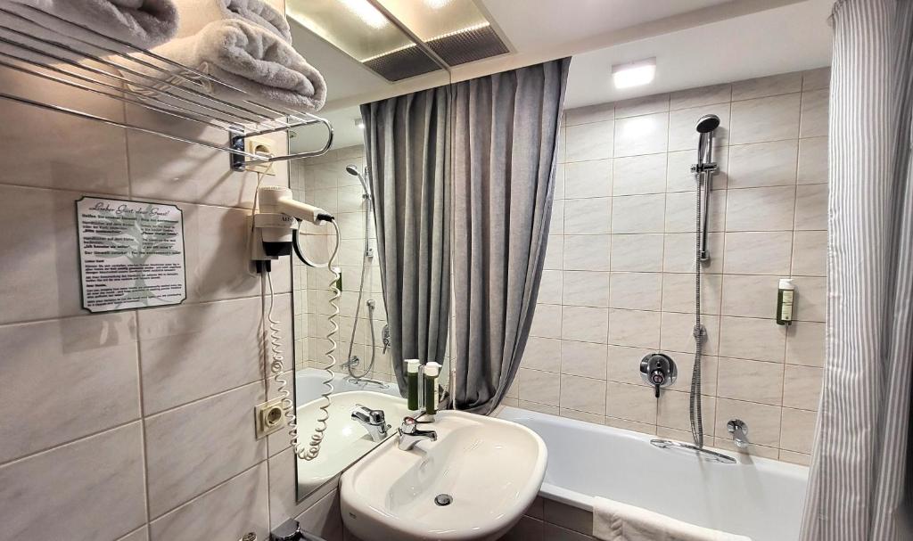 Hotel & Restaurant Batzenhäusl - 16