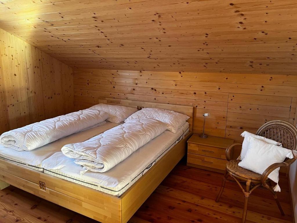 Postel nebo postele na pokoji v ubytování Almchalet Villa Diana