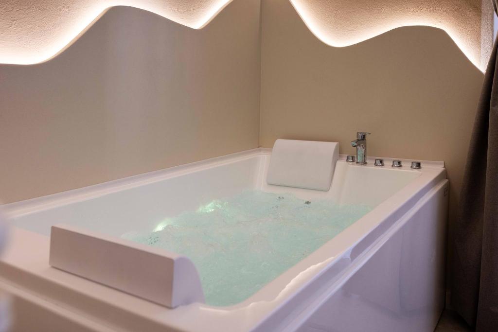 Φωτογραφία από το άλμπουμ του Dharma Luxury Room στη Λα Σπέτσια