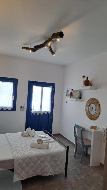 Fotografie z fotogalerie ubytování Margarita's Rooms v destinaci Chora Folegandros