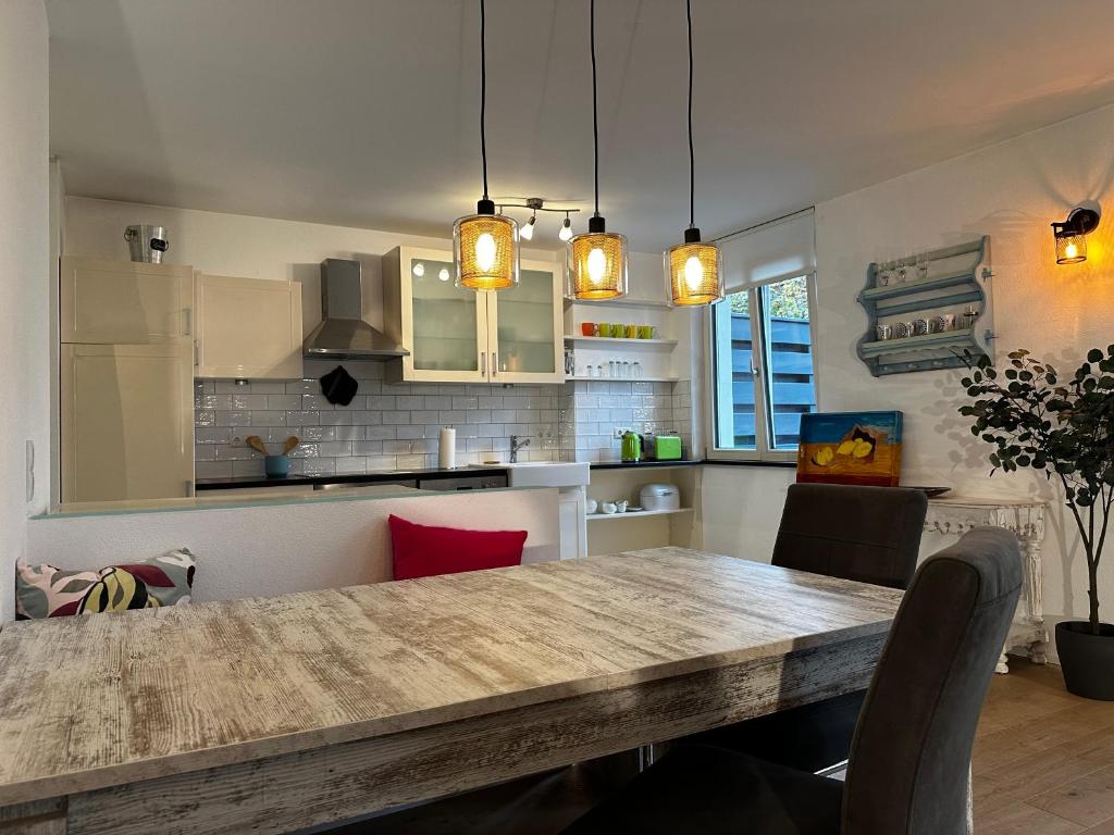Kuchyň nebo kuchyňský kout v ubytování Wohnung Hartsee