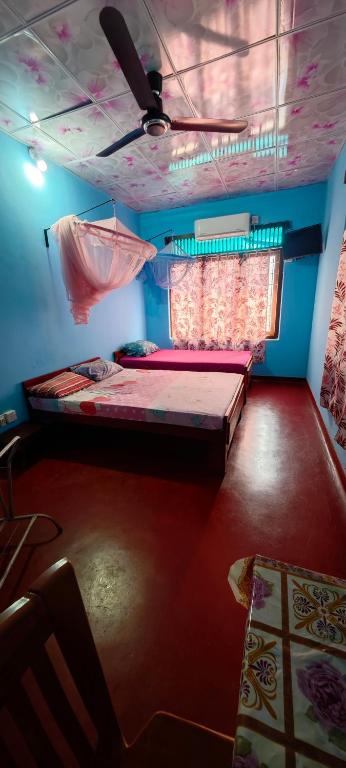 Tony's Garden House Back Packers inn - 14