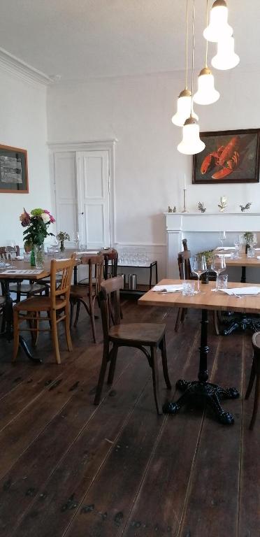 Restaurace v ubytování Le Derrien