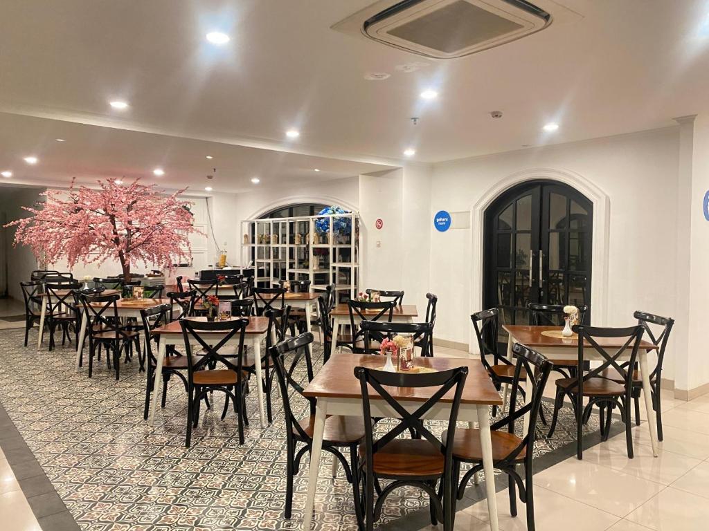 Restaurace v ubytování Dafam Enkadeli Thamrin Jakarta Syariah