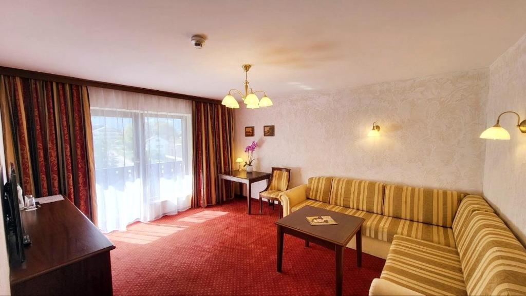 Hotel-Restaurant Batzenhäusl - Resim 37