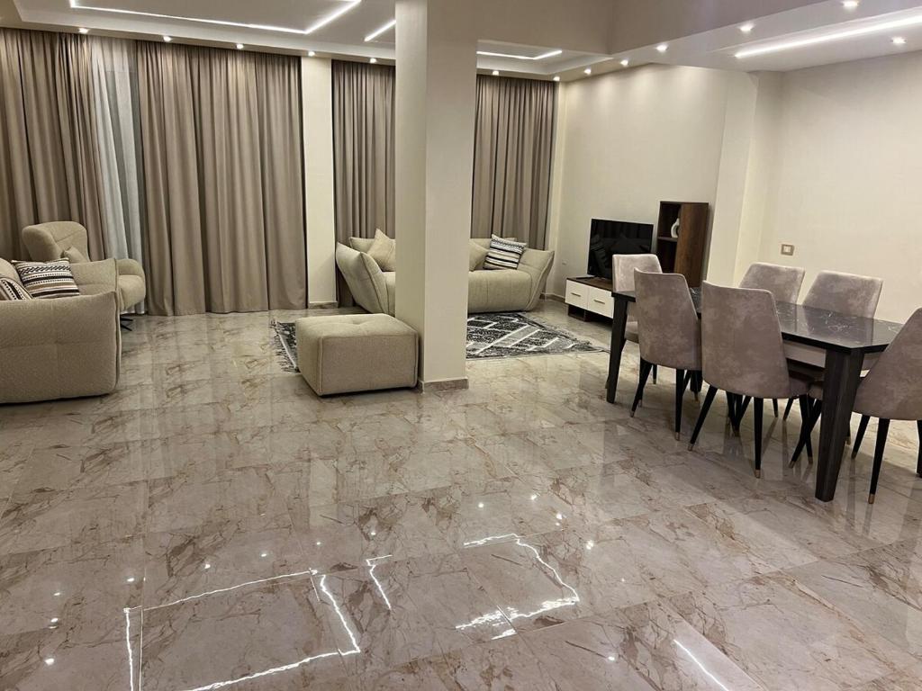 Duplex in district 9 bostan stにあるシーティングエリア