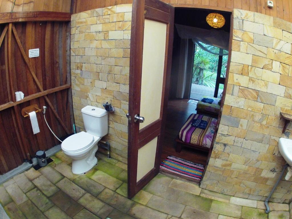 Koupelna v ubytování Bukit Raya Guesthouse