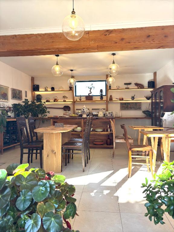 Kuchyň nebo kuchyňský kout v ubytování Elma Guesthouse