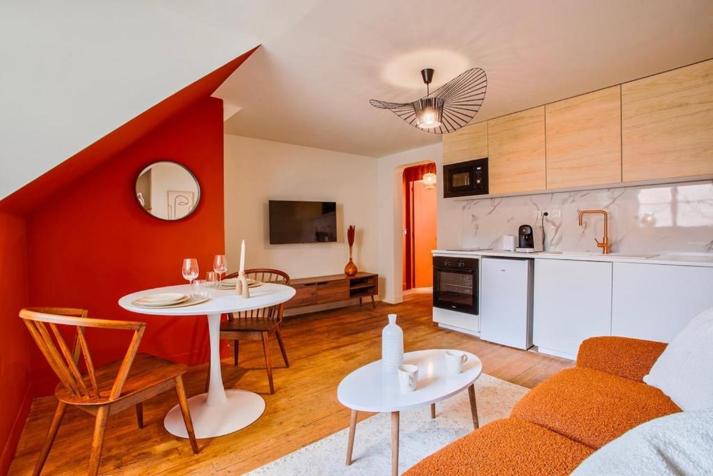 Kuchyň nebo kuchyňský kout v ubytování Logement Cozy décoré avec gout