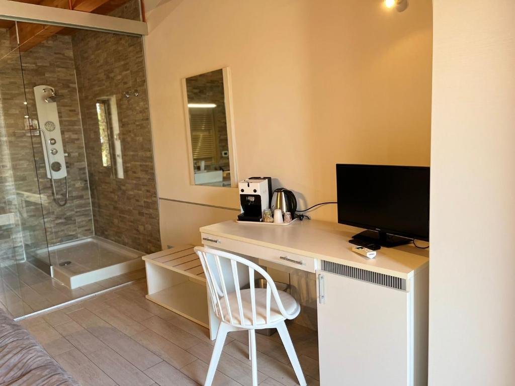 Villa Giulia Castrovillari - Luxe Driepersoonskamer