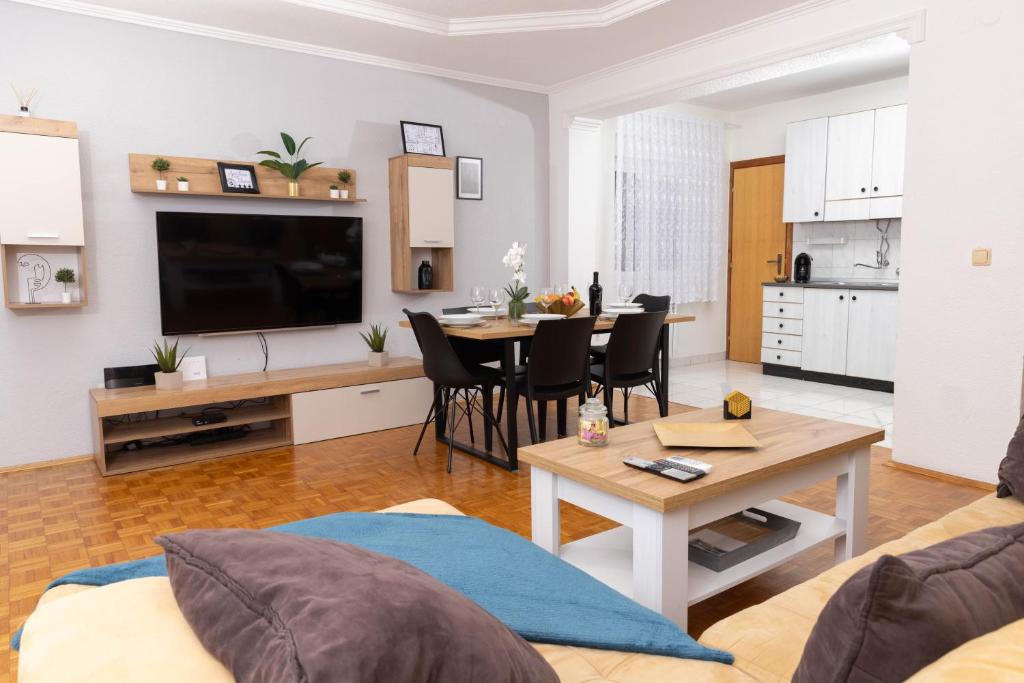 Kuchyň nebo kuchyňský kout v ubytování Apartman Tihana