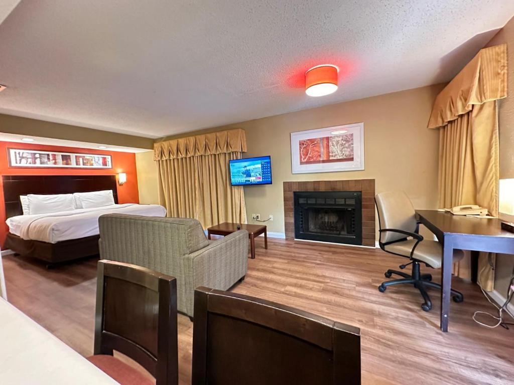 Hawthorn Extended Stay by Wyndham Wichita - 1 Kingsize-Bett, Studio-Suite, Nichtraucher