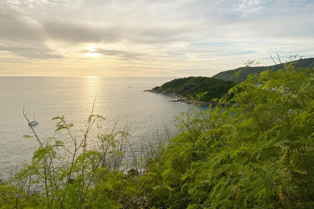 SJ Beach House Patong - Resim 44