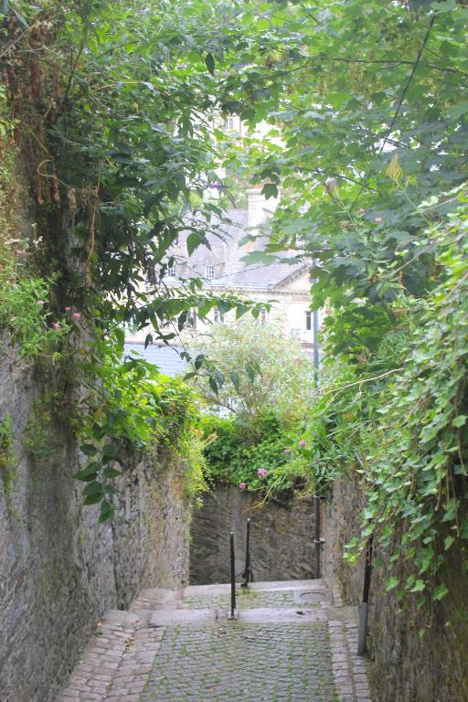 Vonkajšia záhrada v ubytovaní Contes à Rebours - Chambres d'hôtes