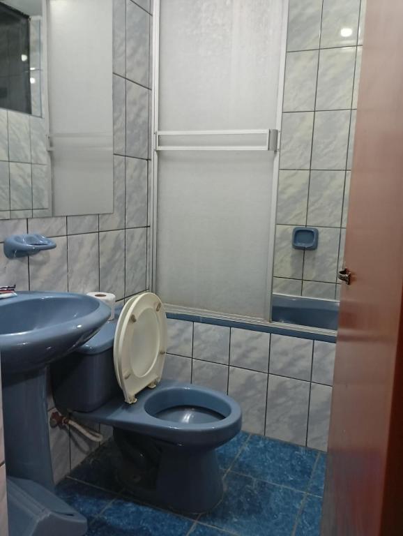 Koupelna v ubytování Mi casa Tacna