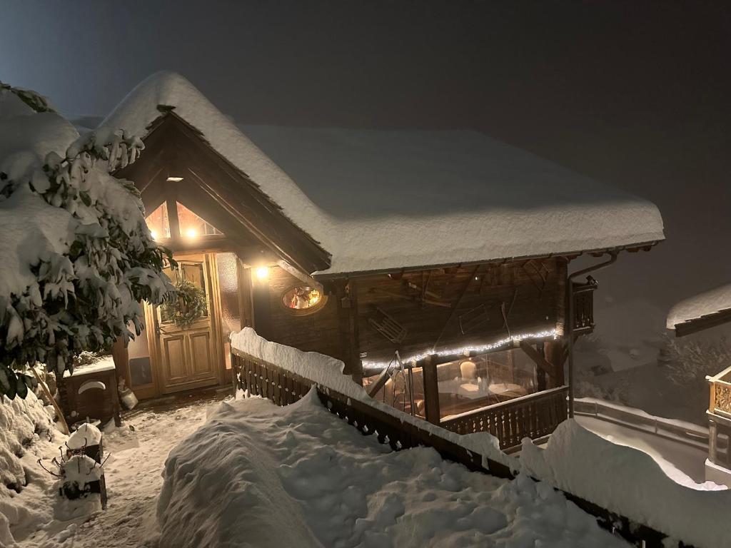 Chalet Rayon de Soleil Gryon Villars v zimě