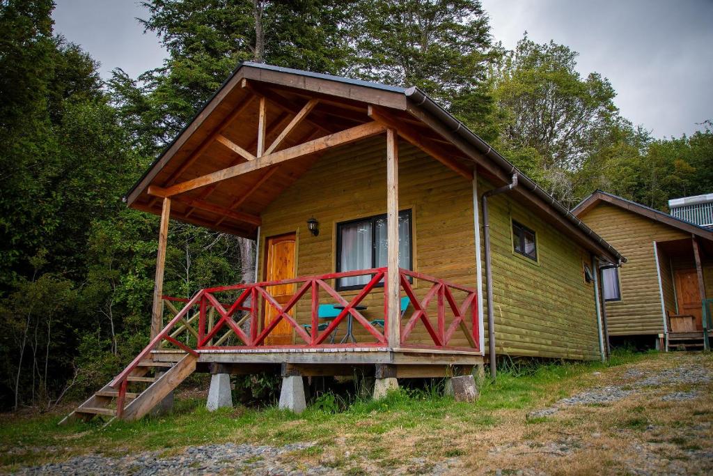 El edificio en el que está la casa vacacional