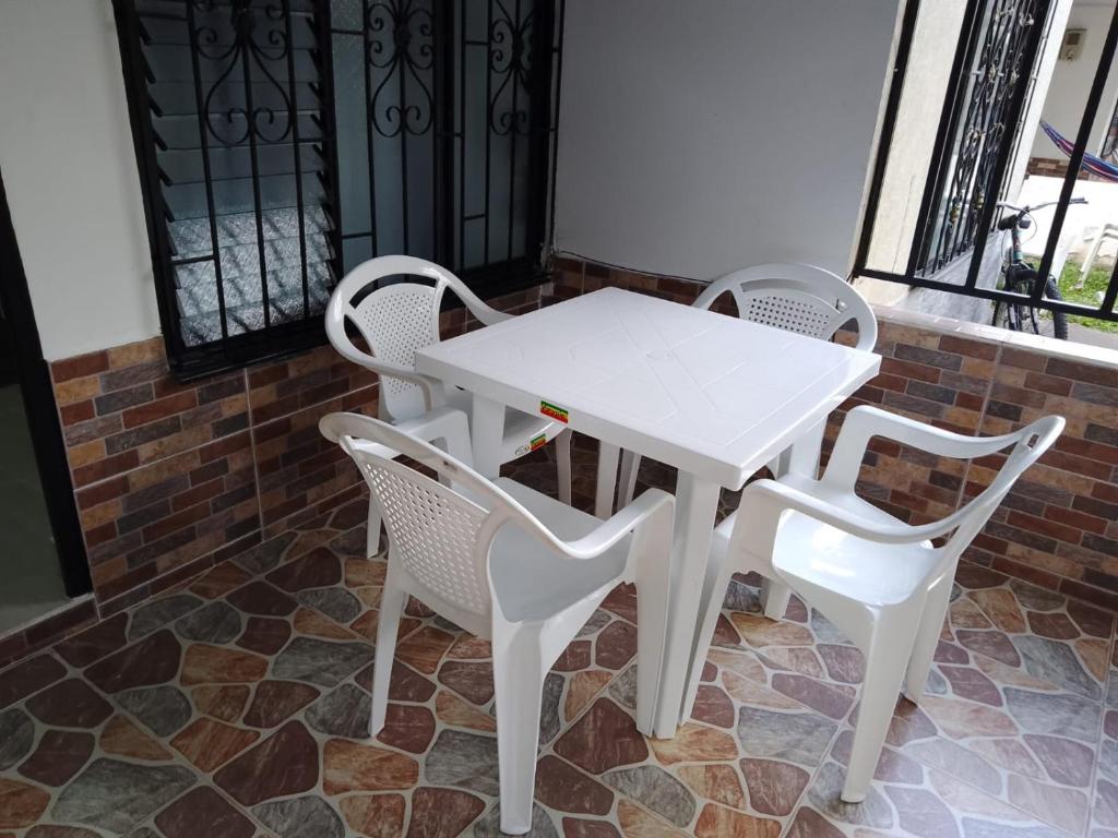 Fotografie z fotogalerie ubytování BONITA Y CÓMODA CASA DE 3 HABITACIONES EN cONJUNTO v destinaci Villavicencio