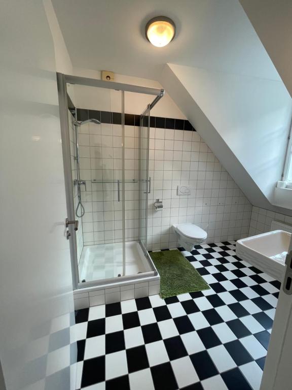 Zum Shambhala - Resim 32