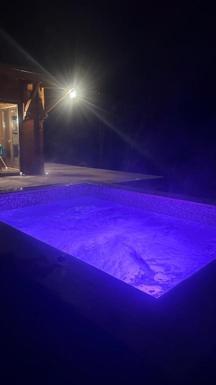 Bazén v ubytování Tara Cozy Home nebo v jeho okolí