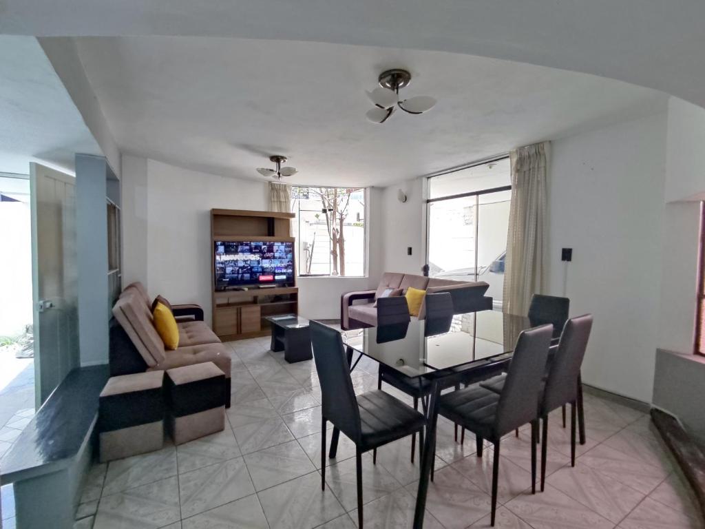 Televisyen dan/atau pusat hiburan di Departamento amplio en Arequipa 1er Piso