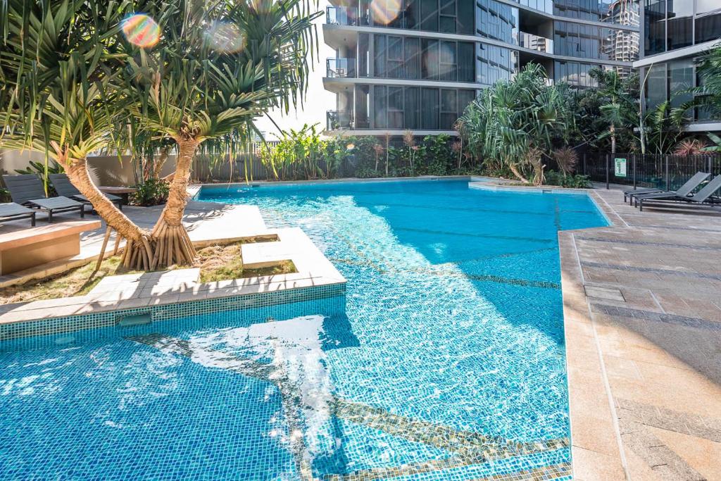 Πισίνα στο ή κοντά στο 1-Bedroom Apartment with Pool, Sauna, and Parking in South Brisbane