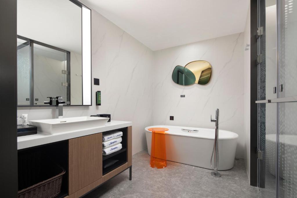 Koupelna v ubytování Hampton by Hilton Baoding High-tech Zone
