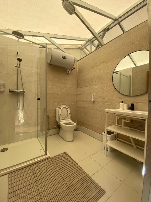Koupelna v ubytování Canopy Villa Glamping Park