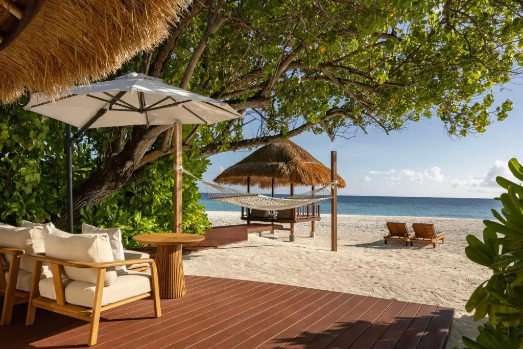 Beachfront Pool Villa